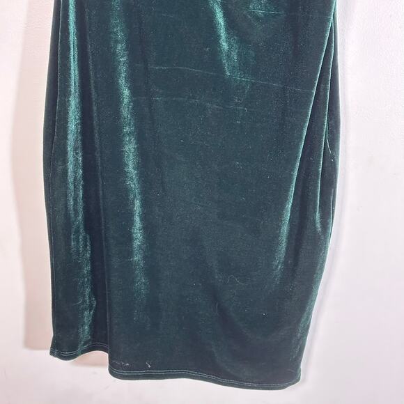 LULUS Candlelit Date Forest Green Velvet One-Shoulder Bodycon Dress Womens S NWT - Picture 3 of 12